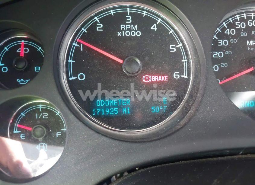 Photo 15 of 2013 Chevrolet Tahoe LS (VIN 1GNSCAE00DR361459)