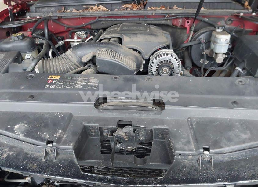 Photo 10 of 2013 Chevrolet Tahoe LS (VIN 1GNSCAE00DR366239)