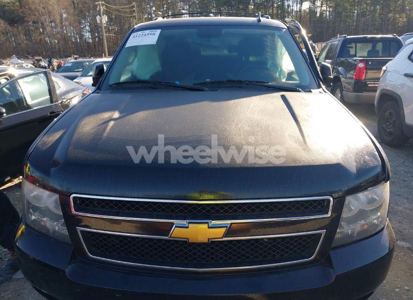 Photo 12 of 2014 Chevrolet Tahoe LS (VIN 1GNSCAE00ER127114)