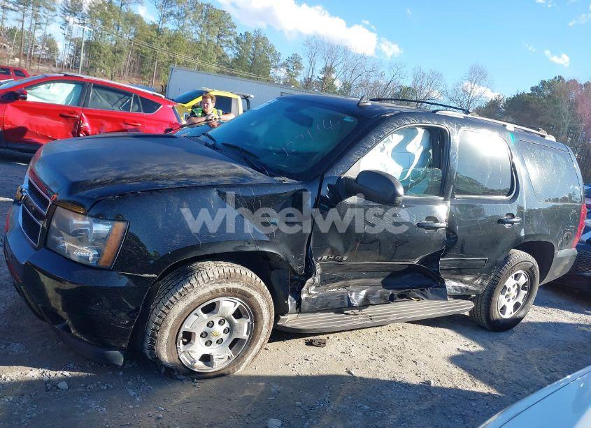 Photo 14 of 2014 Chevrolet Tahoe LS (VIN 1GNSCAE00ER127114)