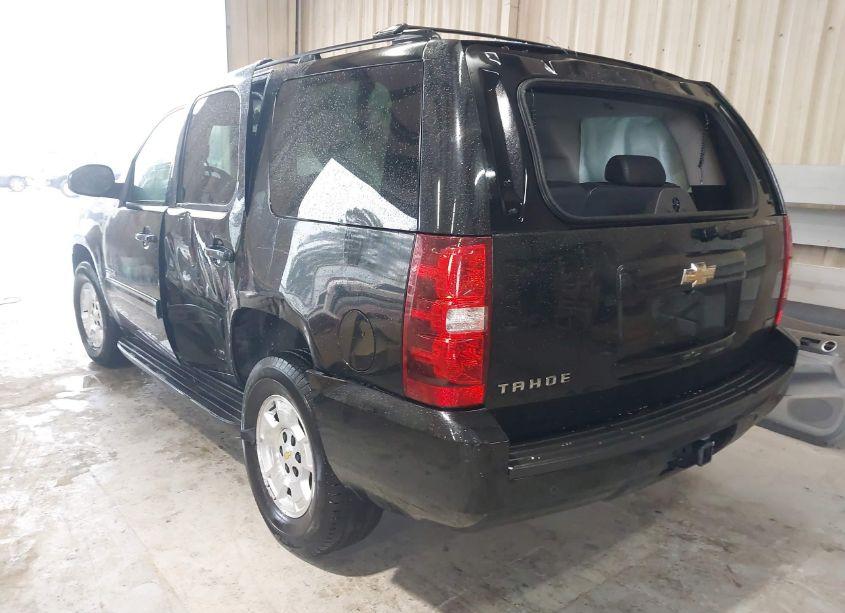Photo 3 of 2011 Chevrolet Tahoe LS (VIN 1GNSCAE01BR161865)