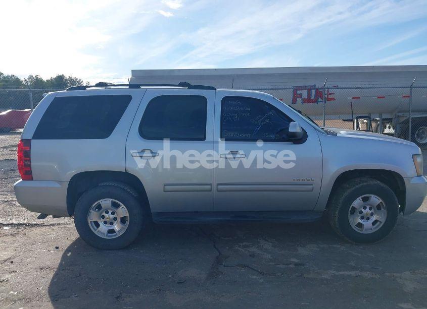 Photo 14 of 2011 Chevrolet Tahoe LS (VIN 1GNSCAE01BR171568)