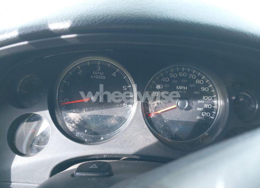 Photo 7 of 2011 Chevrolet Tahoe LS (VIN 1GNSCAE01BR171568)