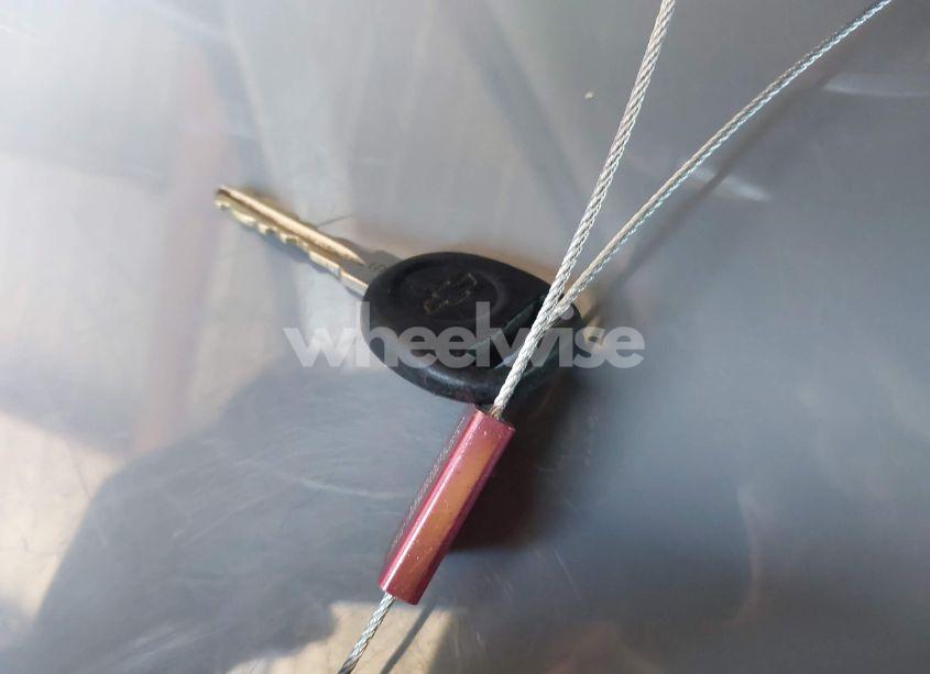 Photo 11 of 2011 Chevrolet Tahoe LS (VIN 1GNSCAE02BR181767)