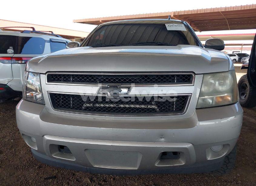 Photo 12 of 2011 Chevrolet Tahoe LS (VIN 1GNSCAE02BR181767)