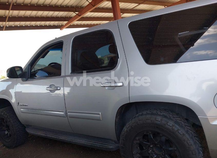 Photo 14 of 2011 Chevrolet Tahoe LS (VIN 1GNSCAE02BR181767)