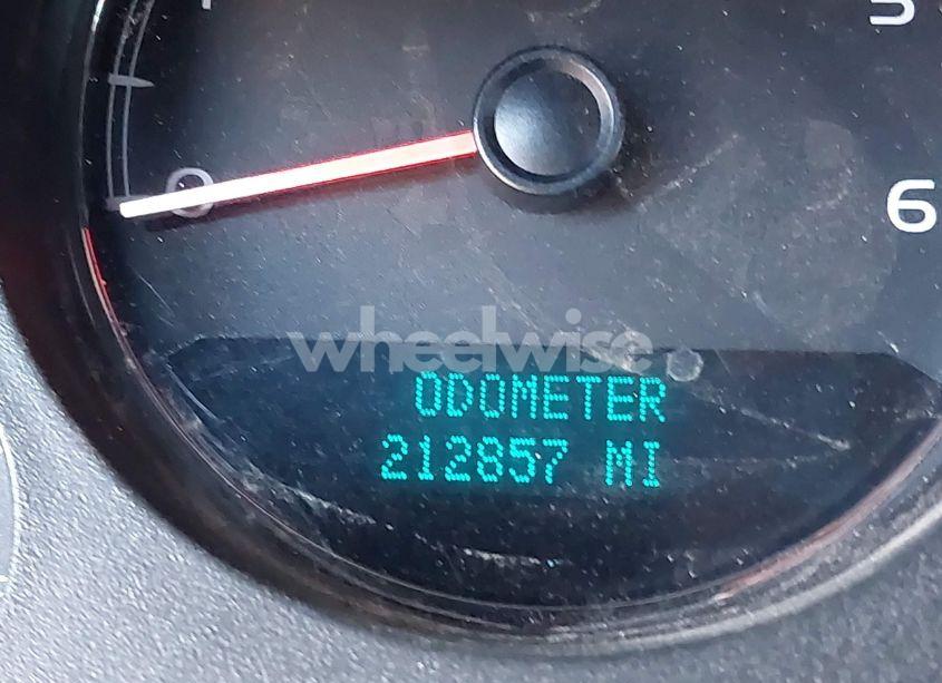 Photo 15 of 2011 Chevrolet Tahoe LS (VIN 1GNSCAE02BR181767)