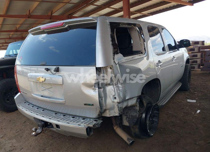 Photo 4 of 2011 Chevrolet Tahoe LS (VIN 1GNSCAE02BR181767)