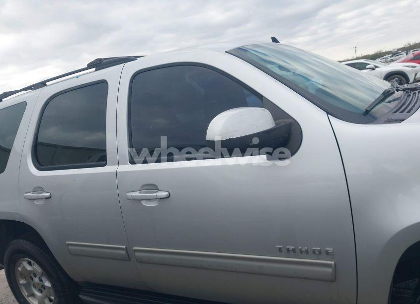 Photo 13 of 2011 Chevrolet Tahoe LS (VIN 1GNSCAE02BR357961)