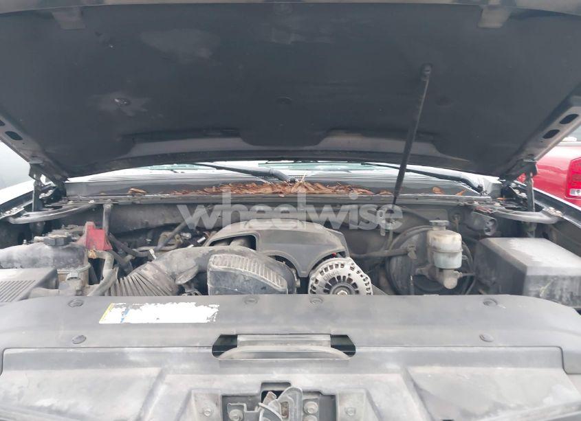 Photo 10 of 2011 Chevrolet Tahoe LS (VIN 1GNSCAE03BR153332)