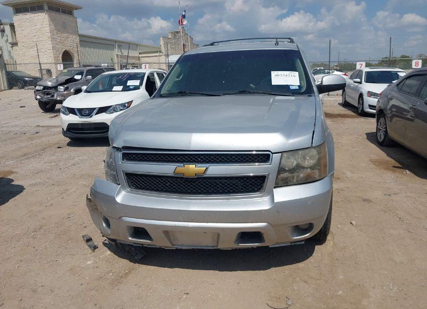 Photo 12 of 2012 Chevrolet Tahoe LS (VIN 1GNSCAE03CR282995)