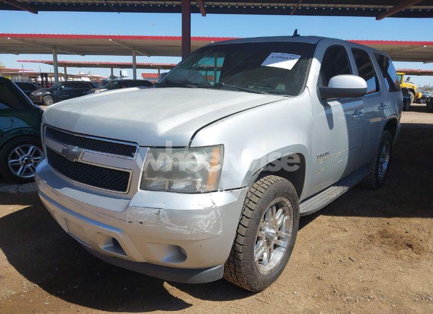 Photo 2 of 2013 Chevrolet Tahoe LS (VIN 1GNSCAE03DR179027)