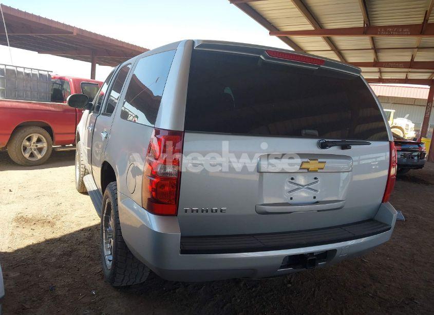 Photo 3 of 2013 Chevrolet Tahoe LS (VIN 1GNSCAE03DR179027)