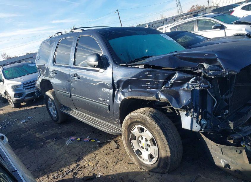 Photo 13 of 2013 Chevrolet Tahoe LS (VIN 1GNSCAE03DR204816)
