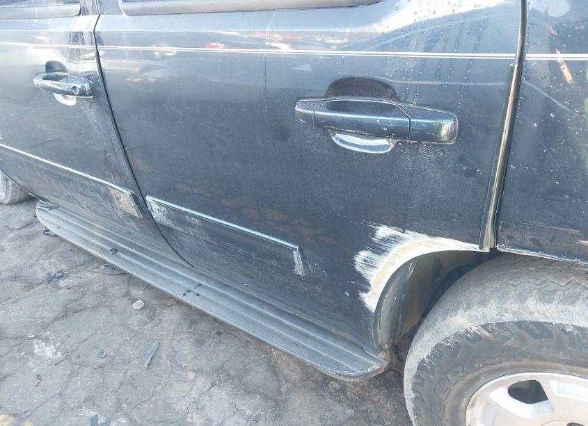 Photo 19 of 2013 Chevrolet Tahoe LS (VIN 1GNSCAE03DR204816)