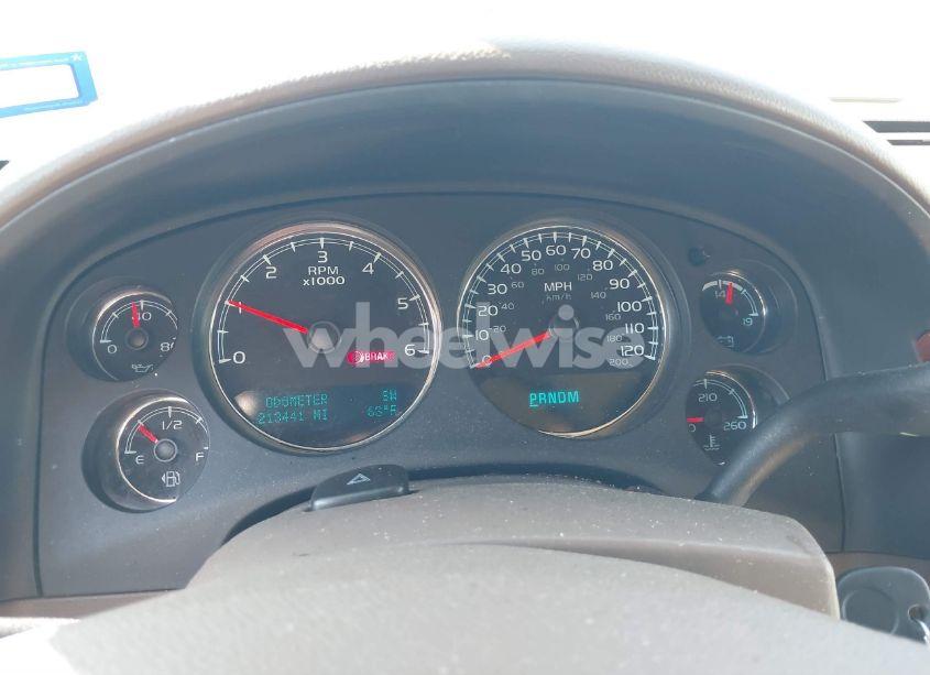 Photo 7 of 2014 Chevrolet Tahoe LS (VIN 1GNSCAE03ER168028)