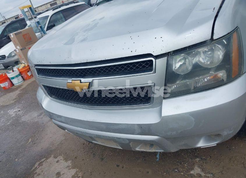 Photo 12 of 2011 Chevrolet Tahoe LS (VIN 1GNSCAE04BR101255)