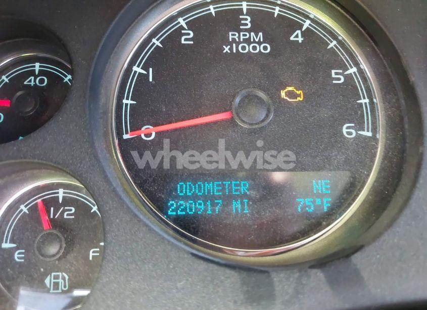 Photo 15 of 2011 Chevrolet Tahoe LS (VIN 1GNSCAE04BR101255)