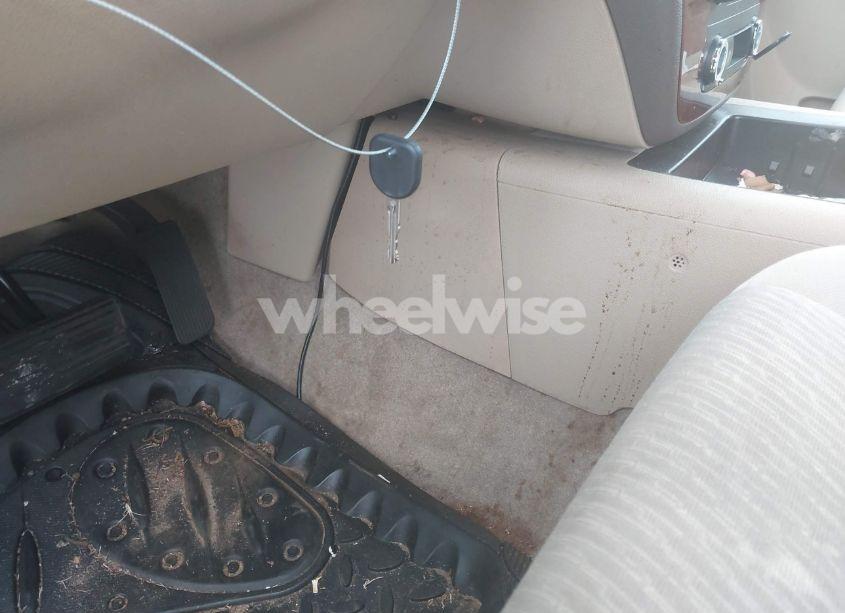 Photo 11 of 2012 Chevrolet Tahoe LS (VIN 1GNSCAE04CR112404)