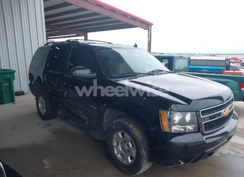 Photo 6 of 2013 Chevrolet Tahoe LS (VIN 1GNSCAE04DR287477)