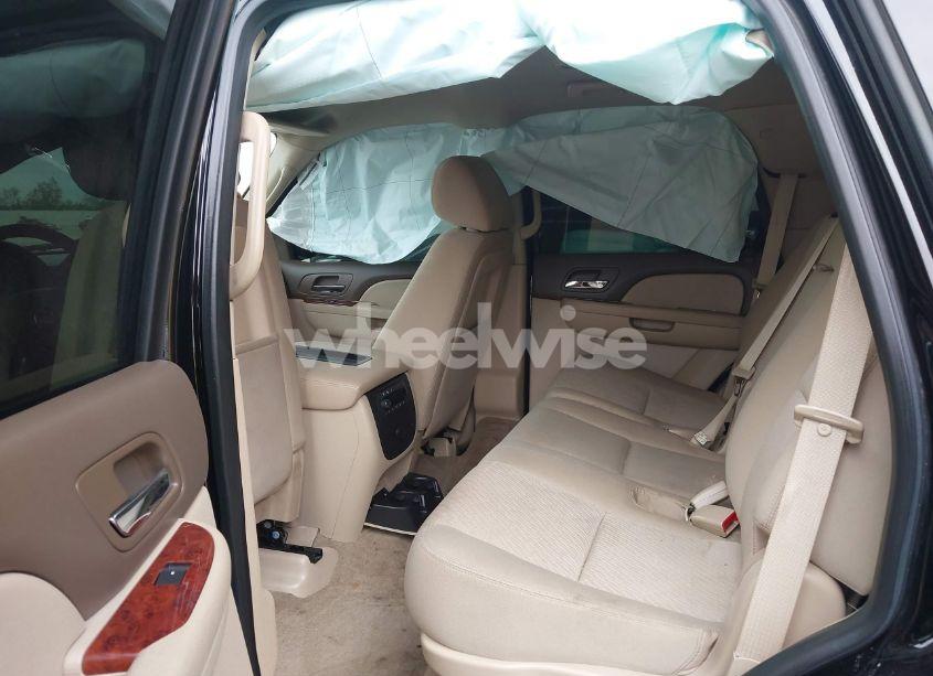 Photo 8 of 2013 Chevrolet Tahoe LS (VIN 1GNSCAE04DR287477)