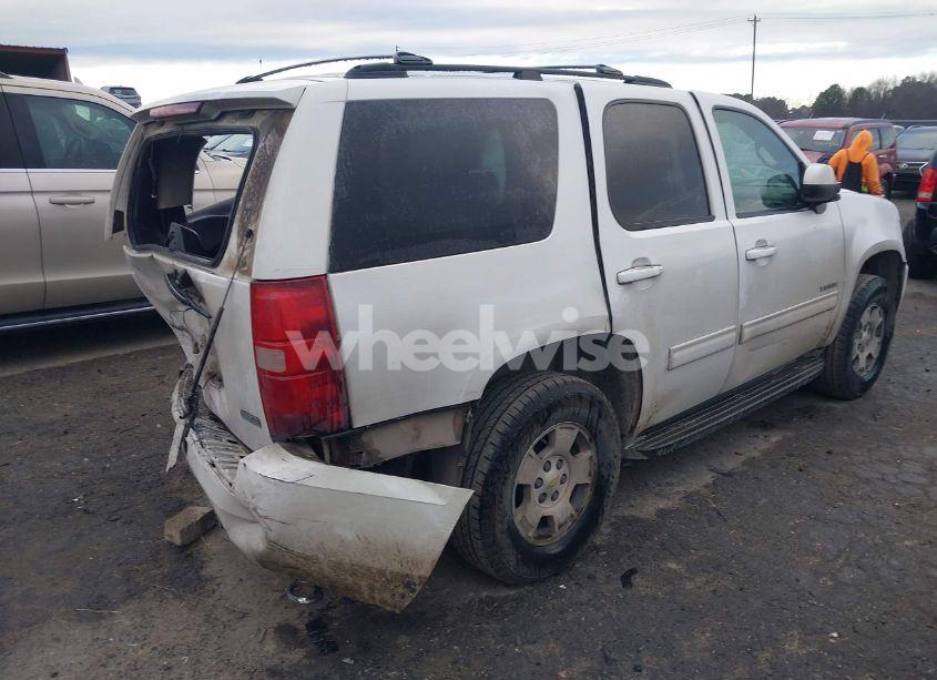 Photo 4 of 2011 Chevrolet Tahoe LS (VIN 1GNSCAE05BR164865)