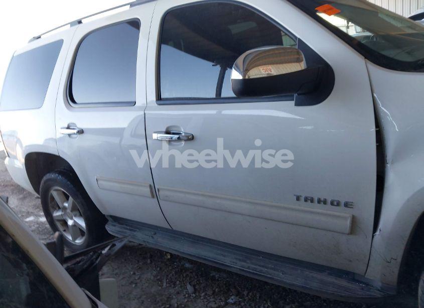 Photo 13 of 2011 Chevrolet Tahoe LS (VIN 1GNSCAE06BR268913)