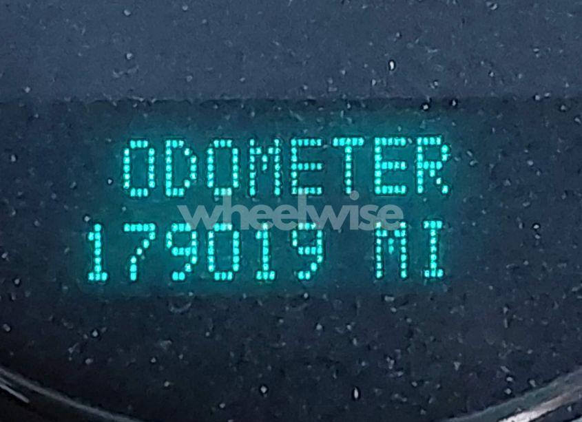 Photo 15 of 2011 Chevrolet Tahoe LS (VIN 1GNSCAE06BR268913)