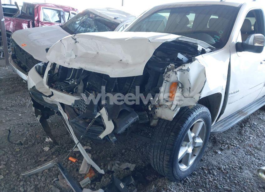 Photo 6 of 2011 Chevrolet Tahoe LS (VIN 1GNSCAE06BR268913)