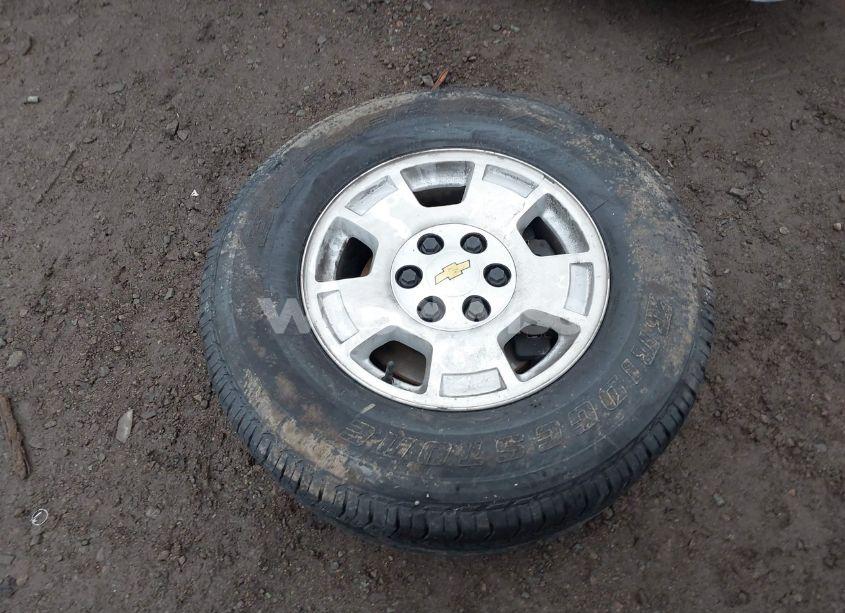 Photo 11 of 2013 Chevrolet Tahoe LS (VIN 1GNSCAE06DR105066)