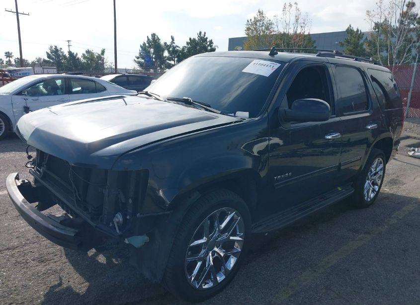 Photo 2 of 2011 Chevrolet Tahoe LS (VIN 1GNSCAE07BR123797)