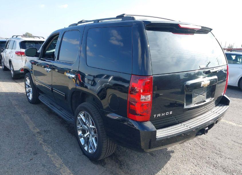 Photo 3 of 2011 Chevrolet Tahoe LS (VIN 1GNSCAE07BR123797)