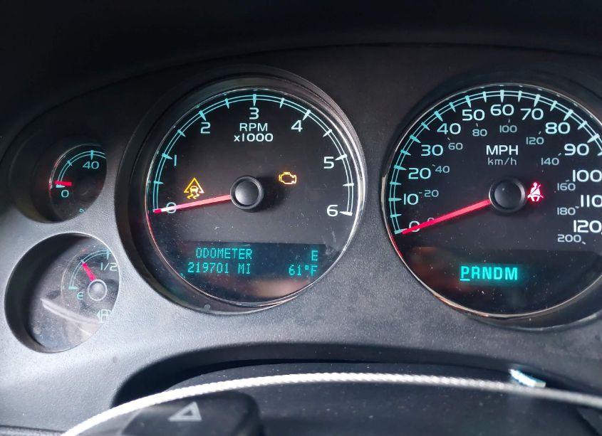 Photo 7 of 2011 Chevrolet Tahoe LS (VIN 1GNSCAE07BR123797)