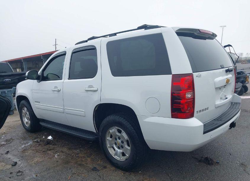 Photo 14 of 2014 Chevrolet Tahoe LS (VIN 1GNSCAE07ER155279)