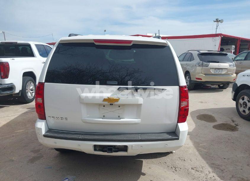 Photo 16 of 2014 Chevrolet Tahoe LS (VIN 1GNSCAE07ER245421)