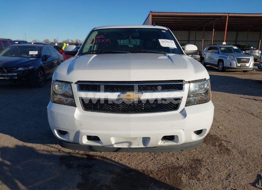 Photo 12 of 2011 Chevrolet Tahoe LS (VIN 1GNSCAE08BR348083)