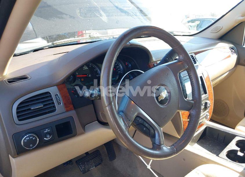 Photo 19 of 2012 Chevrolet Tahoe LS (VIN 1GNSCAE08CR213137)