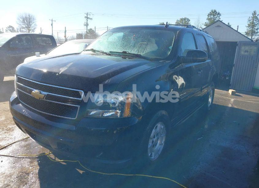 Photo 2 of 2012 Chevrolet Tahoe LS (VIN 1GNSCAE08CR213137)