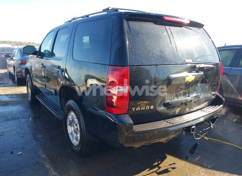 Photo 3 of 2012 Chevrolet Tahoe LS (VIN 1GNSCAE08CR213137)