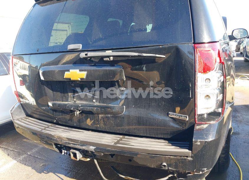 Photo 6 of 2012 Chevrolet Tahoe LS (VIN 1GNSCAE08CR213137)