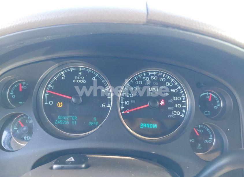 Photo 7 of 2012 Chevrolet Tahoe LS (VIN 1GNSCAE08CR213137)