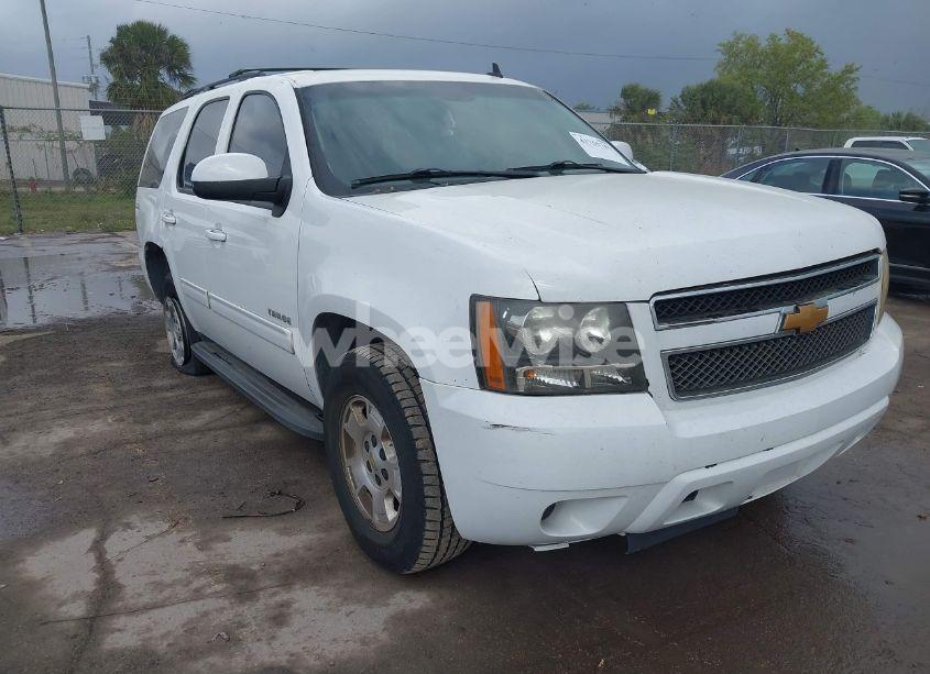 2012 Chevrolet Tahoe LS (VIN 1GNSCAE08CR308779) main photo
