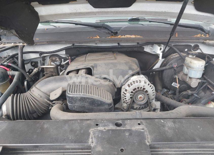 Photo 10 of 2012 Chevrolet Tahoe LS (VIN 1GNSCAE08CR308779)