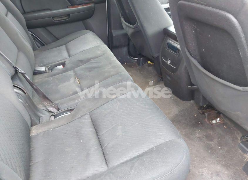 Photo 8 of 2012 Chevrolet Tahoe LS (VIN 1GNSCAE08CR308779)