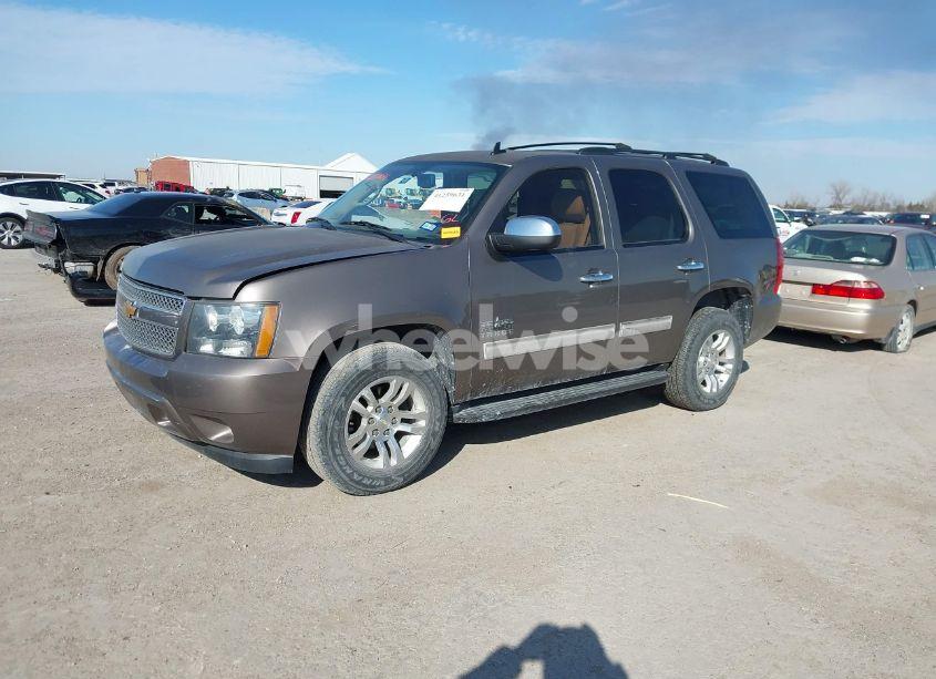 Photo 14 of 2014 Chevrolet Tahoe LS (VIN 1GNSCAE08ER191689)