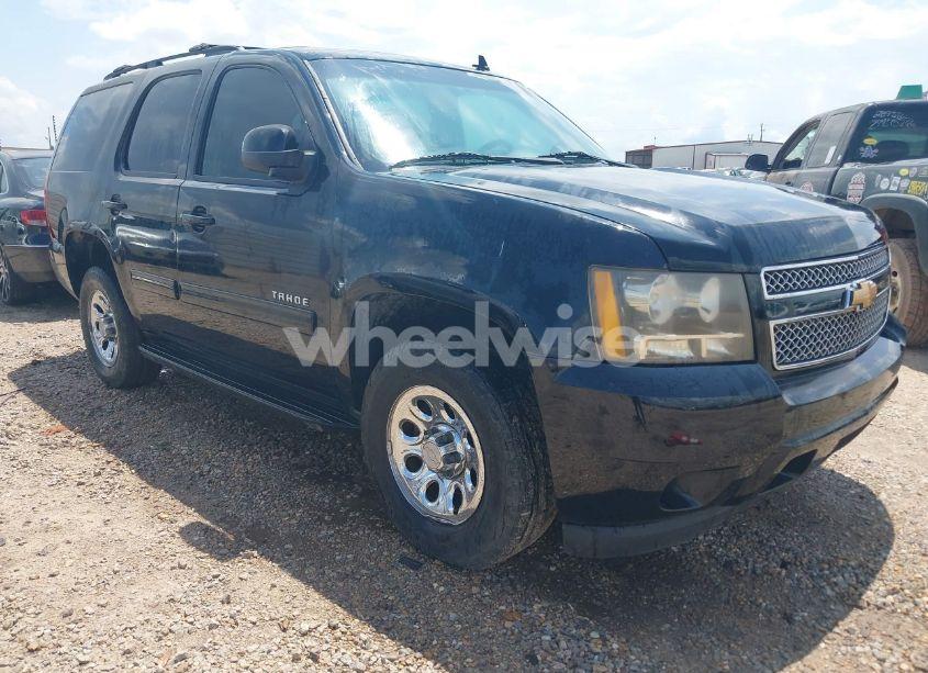 2012 Chevrolet Tahoe LS (VIN 1GNSCAE0XCR201183) main photo