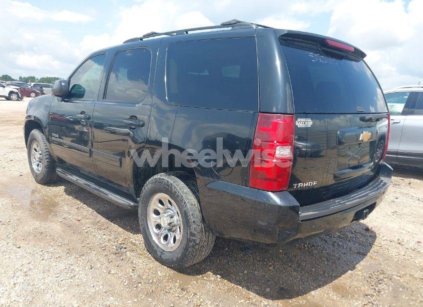 Photo 3 of 2012 Chevrolet Tahoe LS (VIN 1GNSCAE0XCR201183)