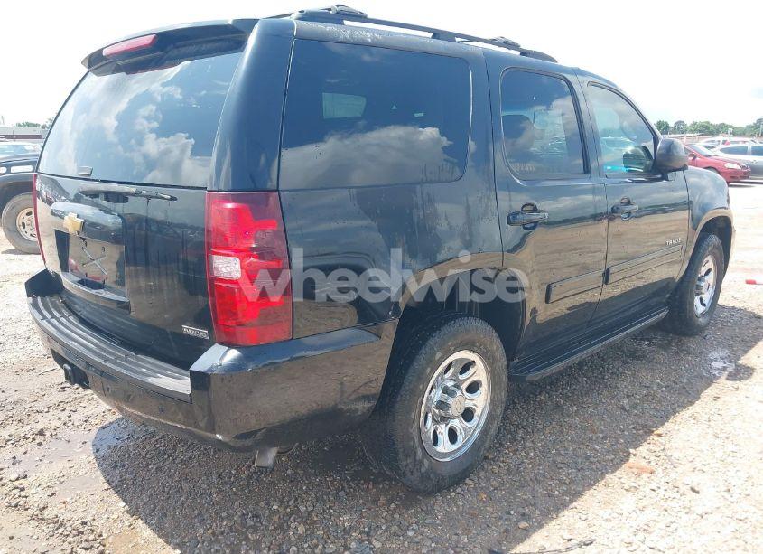 Photo 4 of 2012 Chevrolet Tahoe LS (VIN 1GNSCAE0XCR201183)