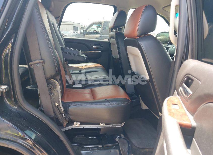 Photo 8 of 2012 Chevrolet Tahoe LS (VIN 1GNSCAE0XCR201183)