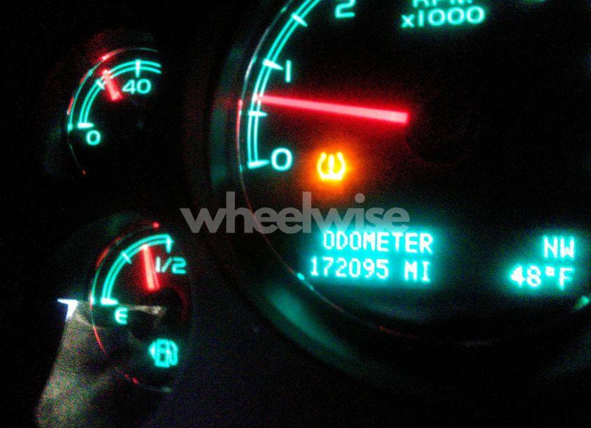 Photo 15 of 2014 Chevrolet Tahoe LS (VIN 1GNSCAE0XER122406)